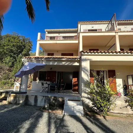 Solenzara- 5 Personnes Vue Dans Avec Piscine Apartman