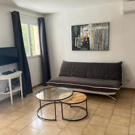 Solenzara- 5 Personnes Vue Dans Avec Piscine Apartman