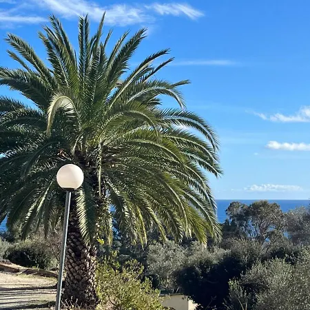 Solenzara- 5 Personnes Vue Dans Avec Piscine Sari-Solenzara